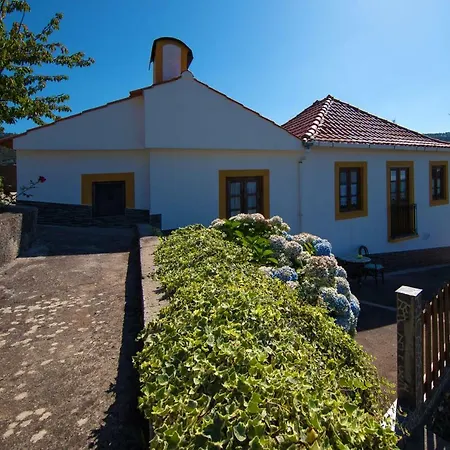 Εξοχικό σπίτι Casa Dos Avos